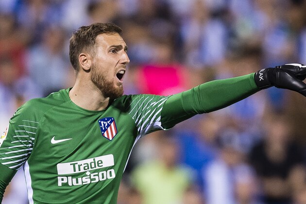 MADRID, SPAIN - SEPTEMBER 30: Goalkeeper Jan Oblak of Atletico de Madrid gestures during the La Liga 2017-18 match between CD Leganes and Atletico de Madrid on 30 September 2017 in Madrid, Spain. (Photo by Power Sport Images/Getty Images)