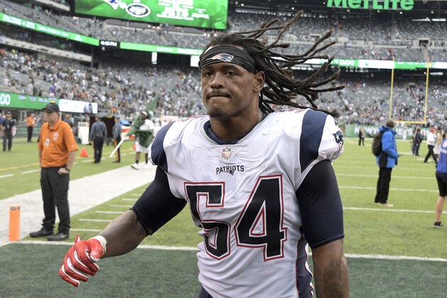 New England Patriots middle linebacker Dont'a Hightower (54) walks off the field after the Patriots defeated the New York Jets 24-17 in an NFL football game Sunday, Oct. 15, 2017, in East Rutherford, N.J. (AP Photo/Bill Kostroun) New England Patriots middle linebacker Dont'a Hightower (54) walks off the field after the Patriots defeated the New York Jets 24-17 in an NFL football game Sunday, Oct. 15, 2017, in East Rutherford, N.J. (AP Photo/Bill Kostroun)