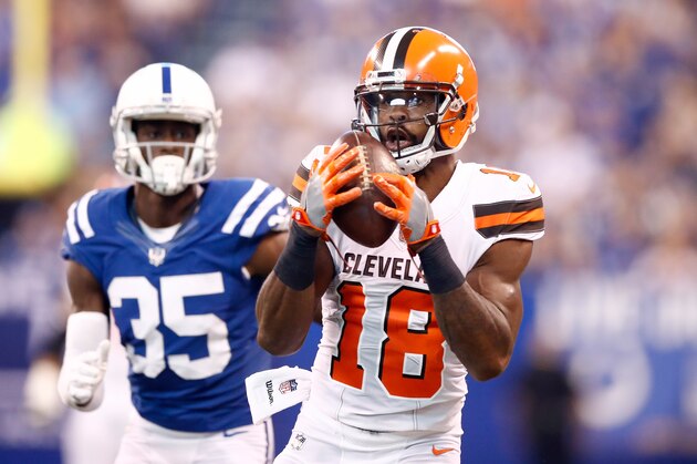 INDIANAPOLIS, IN - SEPTEMBER 24:  Kenny Britt #18 of the Cleveland Browns catches a pass during the game against the Indianapolis Colts at Lucas Oil Stadium on September 24, 2017 in Indianapolis, Indiana.  (Photo by Andy Lyons/Getty Images)