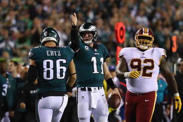PHILADELPHIA, PA - OCTOBER 23:  Quarterback  Carson Wentz #11 of the Philadelphia Eagles celebrates a first down during the third quarter of the game at Lincoln Financial Field on October 23, 2017 in Philadelphia, Pennsylvania.  (Photo by Al Bello/Getty Images)