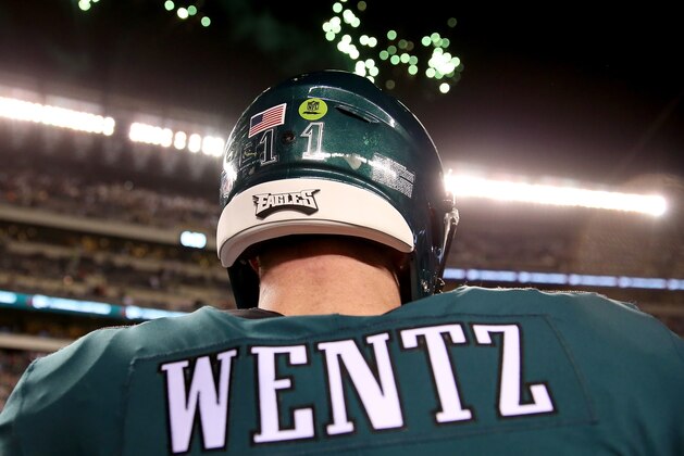 PHILADELPHIA, PA - OCTOBER 23:  Carson Wentz #11of the Philadelphia Eagles leaves the field after the Eagles' 34-24 win against the Washington Redskins at Lincoln Financial Field on October 23, 2017 in Philadelphia, Pennsylvania.  (Photo by Abbie Parr/Getty Images)