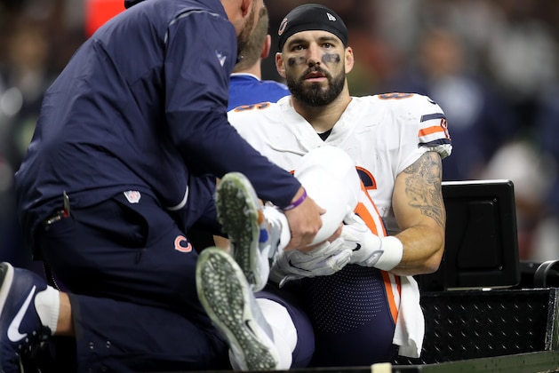 NEW ORLEANS, LA - OCTOBER 29:   Zach Miller #86 of the Chicago Bears is carted off the field after sustaining an injury during the third quarter against the New Orleans Saints at the Mercedes-Benz Superdome on October 29, 2017 in New Orleans, Louisiana.  (Photo by Chris Graythen/Getty Images)