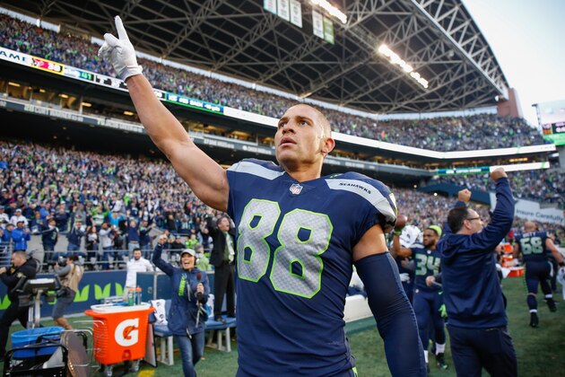 SEATTLE, WA - OCTOBER 29: Tight end Jimmy Graham #88 of the Seattle Seahawks celebrates after scoring the winning touchdown to beat the Houston Texans 41-38 at CenturyLink Field on October 29, 2017 in Seattle, Washington. (Photo by Otto Greule Jr/Getty Images)