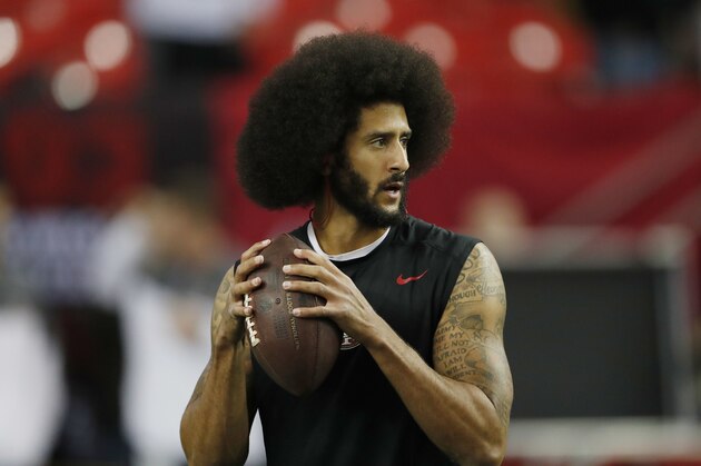 San Francisco 49ers quarterback Colin Kaepernick warms up before the first half of an NFL football game between the Atlanta Falcons and the San Francisco 49ers, Sunday, Dec. 18, 2016, in Atlanta. (AP Photo/John Bazemore)