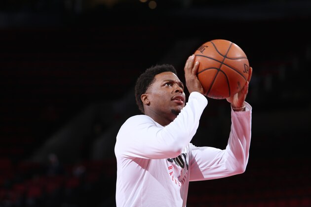 PORTLAND, OR - OCTOBER 30:  Kyle Lowry #7 of the Toronto Raptors warms up before the game against the Portland Trail Blazers on October 30, 2017 at the Moda Center in Portland, Oregon. NOTE TO USER: User expressly acknowledges and agrees that, by downloading and or using this Photograph, user is consenting to the terms and conditions of the Getty Images License Agreement. Mandatory Copyright Notice: Copyright 2017 NBAE (Photo by Sam Forencich/NBAE via Getty Images)