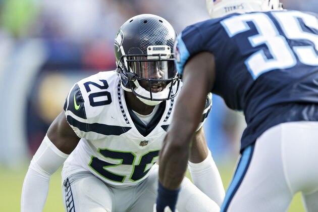 NASHVILLE, TN - SEPTEMBER 24:  Jeremy Lane #20 of the Seattle Seahawks at the line of scrimmage during a game against the Tennessee Titans at Nissan Stadium on September 24, 2017 in Nashville, Tennessee.  The Titans defeated the Seahawks 33-27.  (Photo by Wesley Hitt/Getty Images)