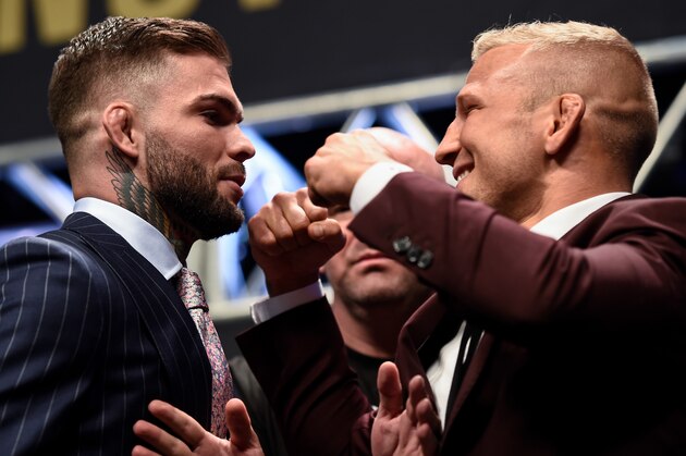 LAS VEGAS, NV - OCTOBER 06:   (L-R) Opponents Cody Garbrandt and TJ Dillashaw face off during the UFC 217 news conference inside T-Mobile Arena on October 6, 2017 in Las Vegas, Nevada. (Photo by Brandon Magnus/Zuffa LLC/Zuffa LLC via Getty Images)