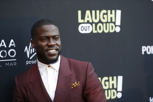 Kevin Hart poses at Kevin Hart's