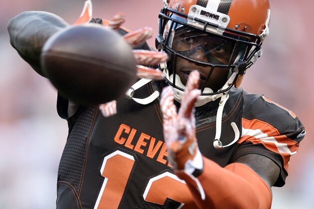 FILE - In this Sept. 1, 2016, file photo, Cleveland Browns wide receiver Josh Gordon catches a pass before an NFL preseason football game against the Chicago Bears in Cleveland. Gordon said in a statement Thursday, Sept 29, 2016, that he’s entering a rehab facility to “gain full control of my life.” (AP Photo/David Richard, File)