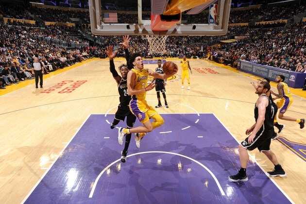 LOS ANGELES, CA - NOVEMBER 3:  Lonzo Ball #2 of the Los Angeles Lakers goes for a lay up against the Brooklyn Nets on November 3, 2017 at STAPLES Center in Los Angeles, California. NOTE TO USER: User expressly acknowledges and agrees that, by downloading and or using this photograph, user is consenting to the terms and conditions of the Getty Images License Agreement. Mandatory Copyright Notice: Copyright 2017 NBAE (Photo by Adam Pantozzi/NBAE via Getty Images)
