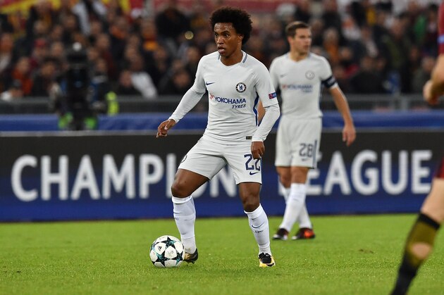 ROME, ITALY - OCTOBER 31: Willian of Chelsea FC in action during the UEFA Champions League group C match between AS Roma and Chelsea FC at Stadio Olimpico on October 31, 2017 in Rome, Italy. (Photo by Giuseppe Bellini/Getty Images ) ROME, ITALY - OCTOBER 31: Willian of Chelsea FC in action during the UEFA Champions League group C match between AS Roma and Chelsea FC at Stadio Olimpico on October 31, 2017 in Rome, Italy. (Photo by Giuseppe Bellini/Getty Images )