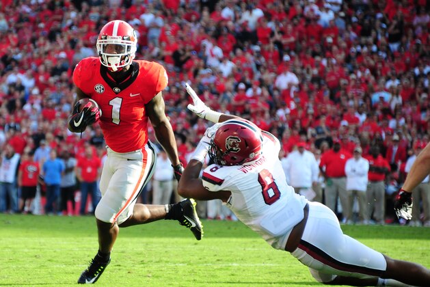 ATHENS, GA - NOVEMBER 4: Sony Michel #1 of the Georgia Bulldogs scores on a first quarter carry against the South Carolina Gamecocks at Sanford Stadium on November 4, 2017 in Athens, Georgia. (Photo by Scott Cunningham/Getty Images)