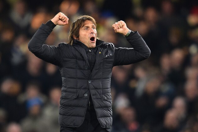 Chelsea's Italian head coach Antonio Conte celebrates on the pitch after the English Premier League football match between Chelsea and Manchester United at Stamford Bridge in London on November 5, 2017.
Chelsea won the game 1-0. / AFP PHOTO / Glyn KIRK / RESTRICTED TO EDITORIAL USE. No use with unauthorized audio, video, data, fixture lists, club/league logos or 'live' services. Online in-match use limited to 75 images, no video emulation. No use in betting, games or single club/league/player publications.  /         (Photo credit should read GLYN KIRK/AFP/Getty Images)