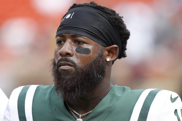 CLEVELAND, OH - OCTOBER 08: Jeremy Kerley #14 of the New York Jets looks on during a game against the Cleveland Browns at FirstEnergy Stadium on October 8, 2017 in Cleveland, Ohio. The Jets defeated the Browns 17-14. (Photo by Joe Robbins/Getty Images)