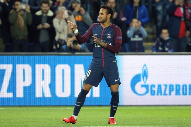 PARIS, FRANCE - OCTOBER 31: Neymar Jr of PSG celebrates his goal during the UEFA Champions League group B match between Paris Saint-Germain (PSG) and RSC Anderlecht at Parc des Princes on October 31, 2017 in Paris, France. (Photo by Jean Catuffe/Getty Images)