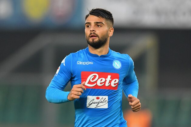 VERONA, ITALY - NOVEMBER 05:  Lorenzo Insigne of SSC Napoli looks on during the Serie A match between AC Chievo Verona and SSC Napoli at Stadio Marc'Antonio Bentegodi on November 5, 2017 in Verona, Italy.  (Photo by Alessandro Sabattini/Getty Images)