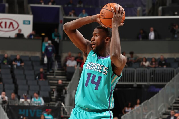 CHARLOTTE, NC - NOVEMBER 1:  Michael Kidd-Gilchrist #14 of the Charlotte Hornets handles the ball against the Milwaukee Bucks on November 1, 2017 at Spectrum Center in Charlotte, North Carolina. NOTE TO USER: User expressly acknowledges and agrees that, by downloading and or using this photograph, User is consenting to the terms and conditions of the Getty Images License Agreement.  Mandatory Copyright Notice:  Copyright 2017 NBAE (Photo by Kent Smith/NBAE via Getty Images)