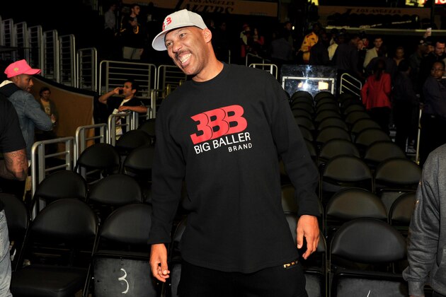 LOS ANGELES, CA - OCTOBER 31:  LaVar Ball attends a basketball game between the Los Angeles Lakers and the Detroit Pistons at Staples Center on October 31, 2017 in Los Angeles, California.  (Photo by Allen Berezovsky/Getty Images)