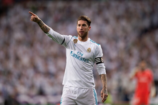 MADRID, SPAIN - NOVEMBER 05: Sergio Ramos of Real Madrid CF points during the La Liga match between Real Madrid and Las Palmas at Estadio Santiago Bernabeu on November 5, 2017 in Madrid, Spain. (Photo by Denis Doyle/Getty Images)