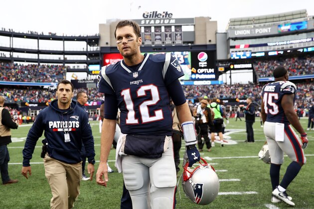 FOXBORO, MA - OCTOBER 29: Tom Brady #12 of the New England Patriots exits the field after the Patriots 21-13 win over the Los Angeles Chargers at Gillette Stadium on October 29, 2017 in Foxboro, Massachusetts. (Photo by Maddie Meyer/Getty Images)