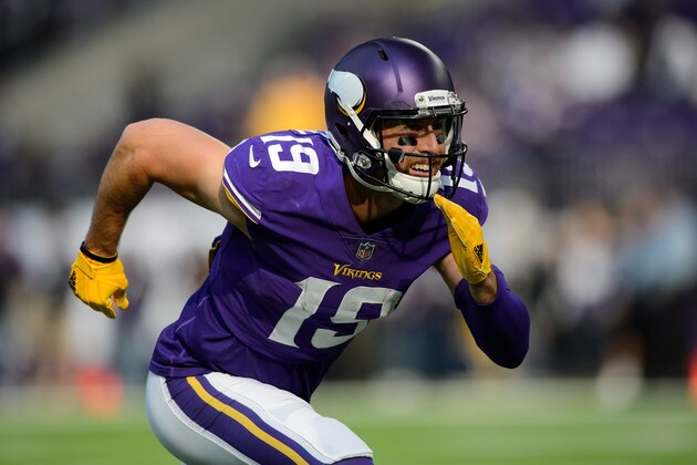 MINNEAPOLIS, MN - OCTOBER 22: Adam Thielen #19 of the Minnesota Vikings warms up before the game against the Baltimore Ravens on October 22, 2017 at US Bank Stadium in Minneapolis, Minnesota. (Photo by Hannah Foslien/Getty Images)