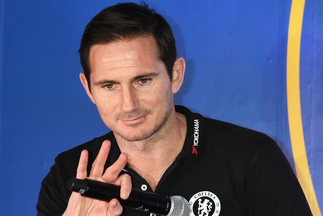 TOKYO, JAPAN - NOVEMBER 09:  Frank Lampard attends the Chelsea FC supporters' event on November 9, 2017 in Tokyo, Japan.  (Photo by Jun Sato/Getty Images)