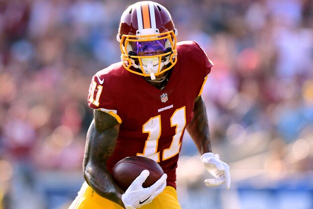 LOS ANGELES, CA - SEPTEMBER 17:  Terrelle Pryor #11 of the Washington Redskins runs after his catch during the game against the Los Angeles Rams at Los Angeles Memorial Coliseum on September 17, 2017 in Los Angeles, California.  (Photo by Harry How/Getty Images)