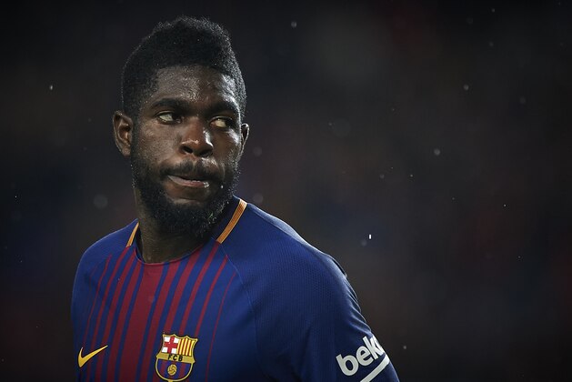 BARCELONA, SPAIN - NOVEMBER 04:  Samuel Umtiti of Barcelona looks on during the La Liga match between Barcelona and Sevilla at Camp Nou on November 4, 2017 in Barcelona, Spain.  (Photo by fotopress/Getty Images)