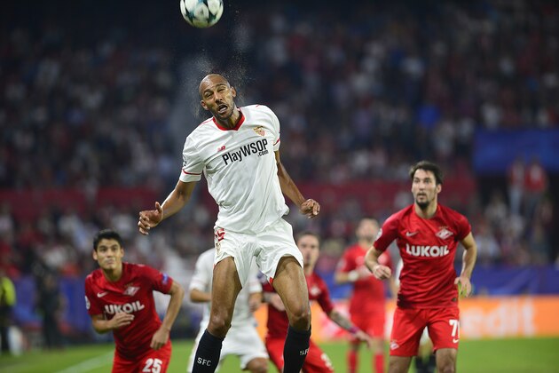 Sevilla's French midfielder Steven N'Zonzi heads the ball during the UEFA Champions League group E football match between Sevilla and Spartak Moscow at Sanchez Pizjuan Stadium in Sevilla on November 1, 2017. / AFP PHOTO / CRISTINA QUICLER        (Photo credit should read CRISTINA QUICLER/AFP/Getty Images)