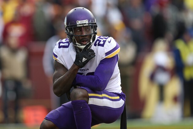 LANDOVER, MD - NOVEMBER 12: Cornerback Mackensie Alexander #20 of the Minnesota Vikings celebrates deflecting a pass during the fourth quarter against the Washington Redskins at FedExField on November 12, 2017 in Landover, Maryland. (Photo by Patrick Smith/Getty Images)