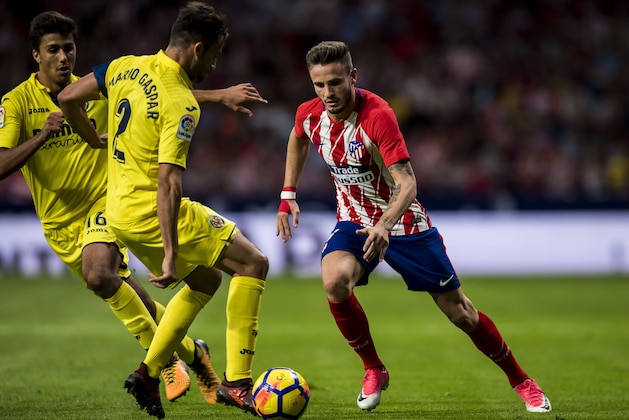 MADRID, SPAIN - OCTOBER 28: Saul Niguez Esclapez (r) of Atletico de Madrid fights for the ball with Mario Gaspar Perez Martínez of Villarreal CF during the La Liga 2017-18 match between Atletico de Madrid and Villarreal CF at Wanda Metropolitano  on October 28 2017 in Madrid, Spain. (Photo by Power Sport Images/Getty Images)
