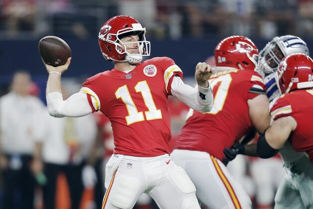Kansas City Chiefs quarterback Alex Smith (11) throws during an NFL football game against the Dallas Cowboys, Sunday, Nov. 5, 2017, in Arlington, Texas. (AP Photo/Brandon Wade)