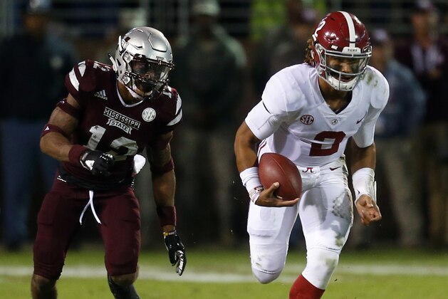 STARKVILLE, MS - NOVEMBER 11: Jalen Hurts #2 of the Alabama Crimson Tide carries for a first down during the second half of an NCAA football game against the Mississippi State Bulldogs at Davis Wade Stadium on November 11, 2017 in Starkville, Mississippi. (Photo by Butch Dill/Getty Images)