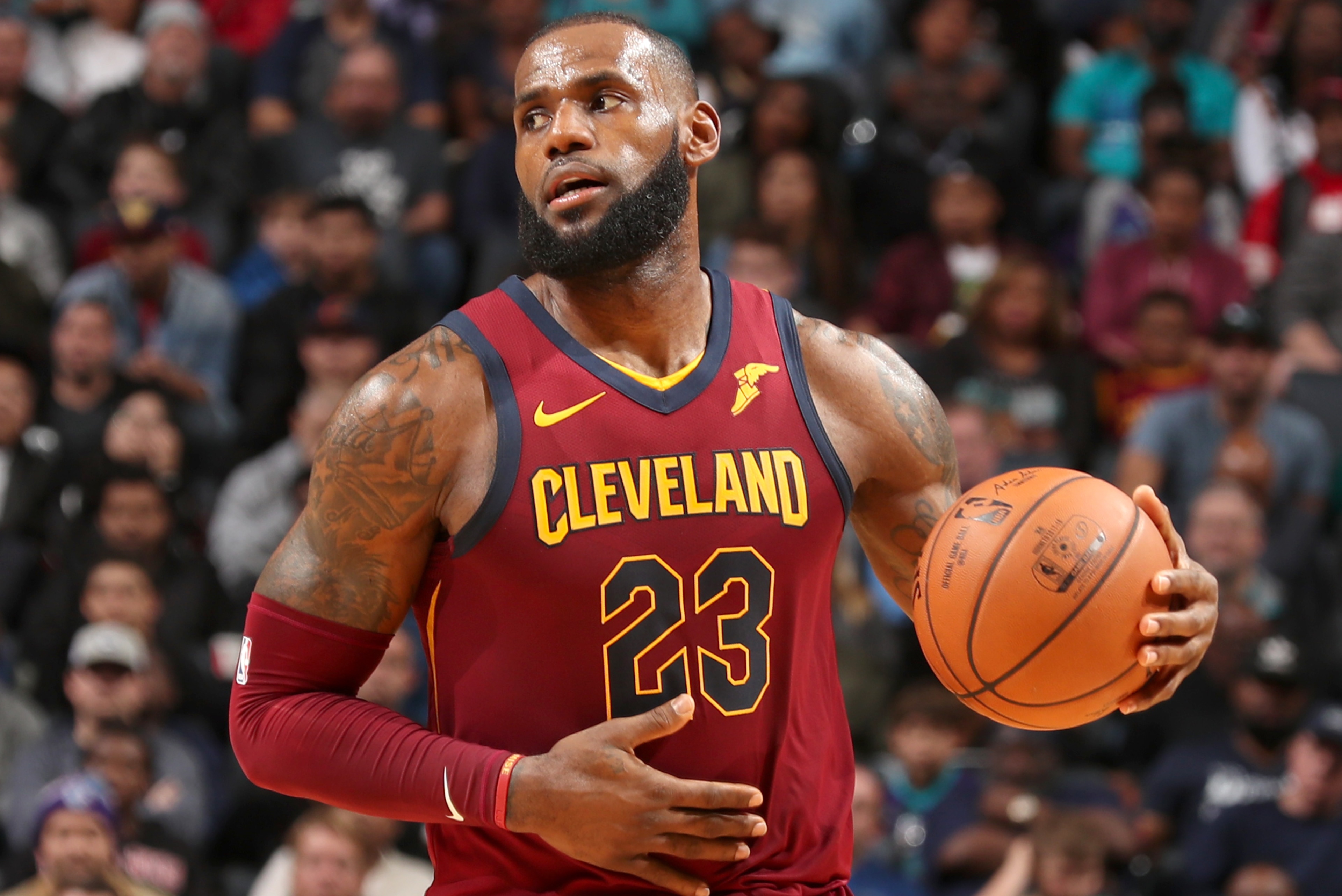 CHARLOTTE, NC - NOVEMBER 15: LeBron James #23 of the Cleveland Cavaliers handles the ball against the Charlotte Hornets on November 15, 2017 at Spectrum Center in Charlotte, North Carolina. NOTE TO USER: User expressly acknowledges and agrees that, by downloading and or using this photograph, User is consenting to the terms and conditions of the Getty Images License Agreement. Mandatory Copyright Notice: Copyright 2017 NBAE (Photo by Kent Smith/NBAE via Getty Images) CHARLOTTE, NC - NOVEMBER 15: LeBron James #23 of the Cleveland Cavaliers handles the ball against the Charlotte Hornets on November 15, 2017 at Spectrum Center in Charlotte, North Carolina. NOTE TO USER: User expressly acknowledges and agrees that, by downloading and or using this photograph, User is consenting to the terms and conditions of the Getty Images License Agreement. Mandatory Copyright Notice: Copyright 2017 NBAE (Photo by Kent Smith/NBAE via Getty Images)