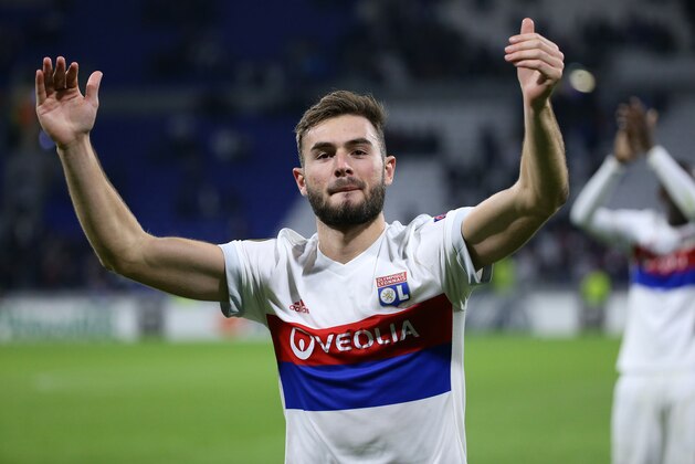 LYON, FRANCE - NOVEMBER 2: Lucas Tousart of Lyon celebrates the victory following the UEFA Europa League group E match between Olympique Lyonnais (OL) and Everton FC at Groupama Stadium on November 2, 2017 in Lyon, France. (Photo by Jean Catuffe/Getty Images)