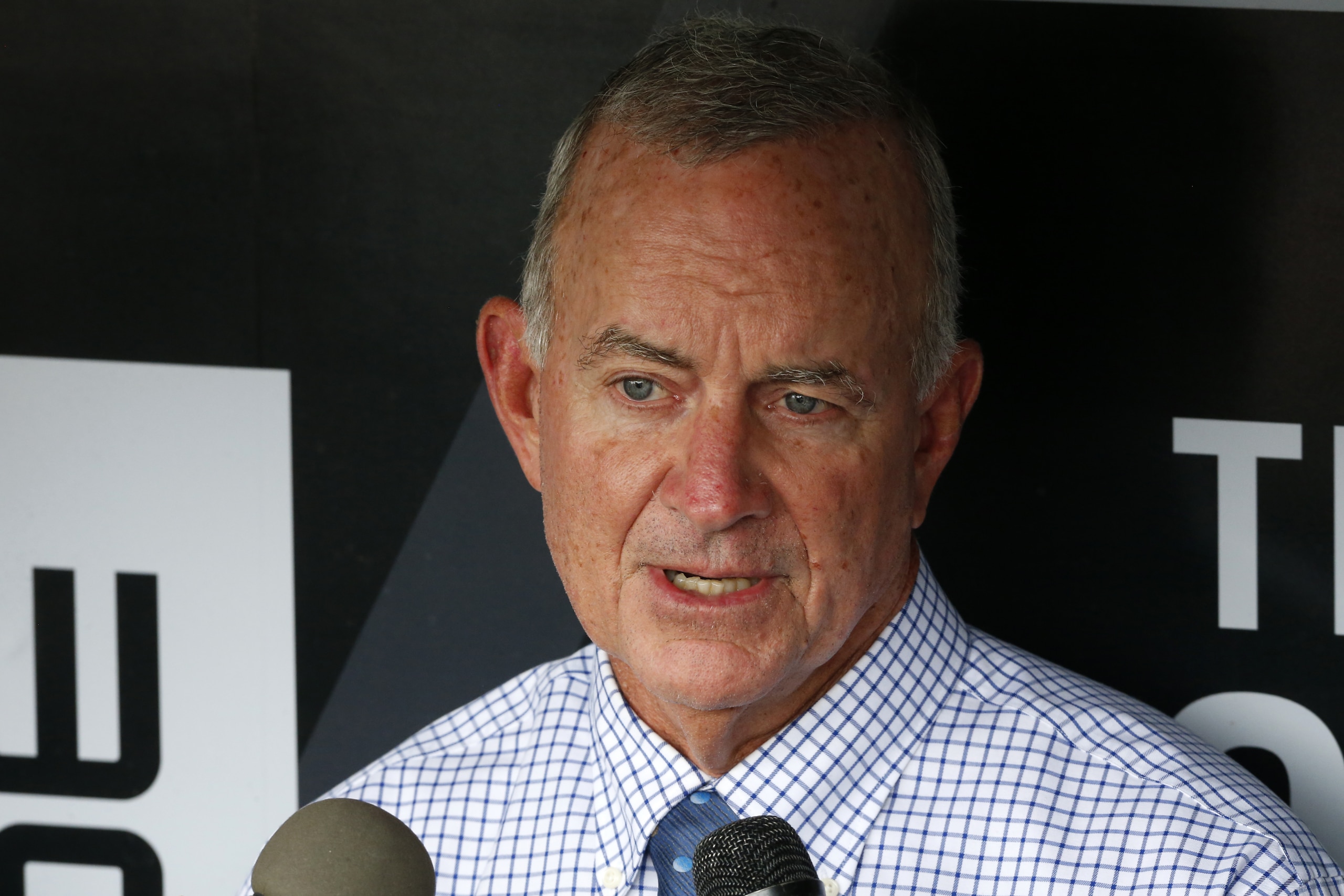 Atlanta Braves President of Baseball Operations John Hart, center, talks with reporters in the dugout before a baseball game against the Pittsburgh Pirates in Pittsburgh, Tuesday, May 17, 2016. (AP Photo/Gene J. Puskar) Atlanta Braves President of Baseball Operations John Hart, center, talks with reporters in the dugout before a baseball game against the Pittsburgh Pirates in Pittsburgh, Tuesday, May 17, 2016. (AP Photo/Gene J. Puskar)