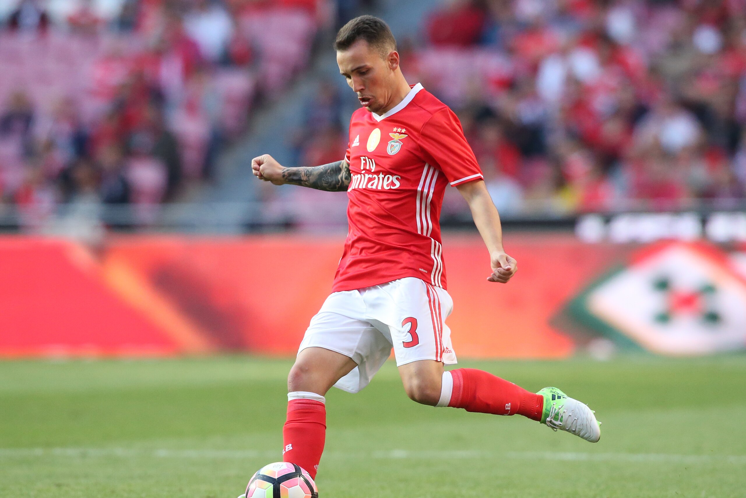 LISBON, PORTUGAL - APRIL 29:  SL Benfica's defender from Spain Alex Grimaldo in action during the Primeira Liga match between SL Benfica and GD Estoril Praia at Estadio da Luz on April 29, 2017 in Lisbon, Portugal.  (Photo by Gualter Fatia/Getty Images)