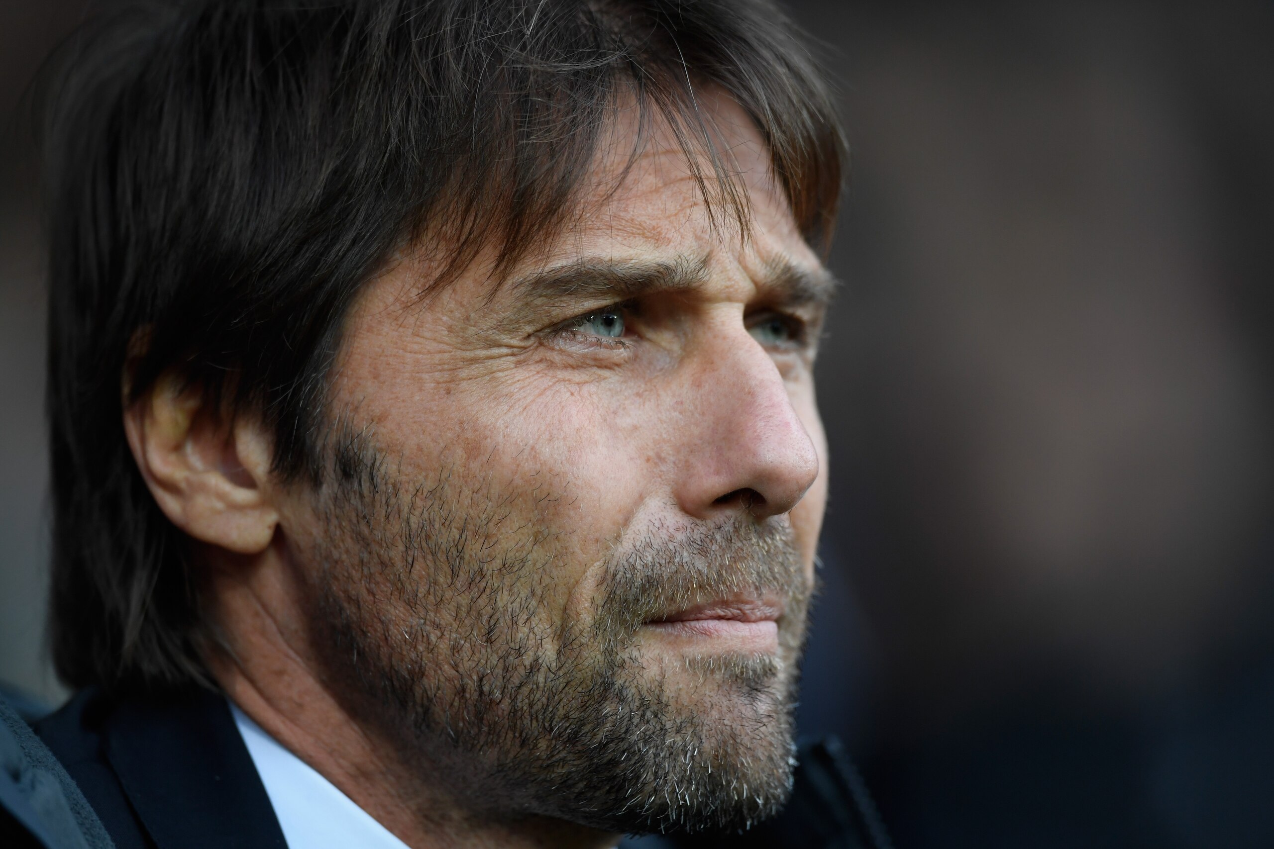 WEST BROMWICH, ENGLAND - NOVEMBER 18:  Chelsea manager Antonio Conte looks on during the Premier League match between West Bromwich Albion and Chelsea at The Hawthorns on November 18, 2017 in West Bromwich, England.  (Photo by Stu Forster/Getty Images)