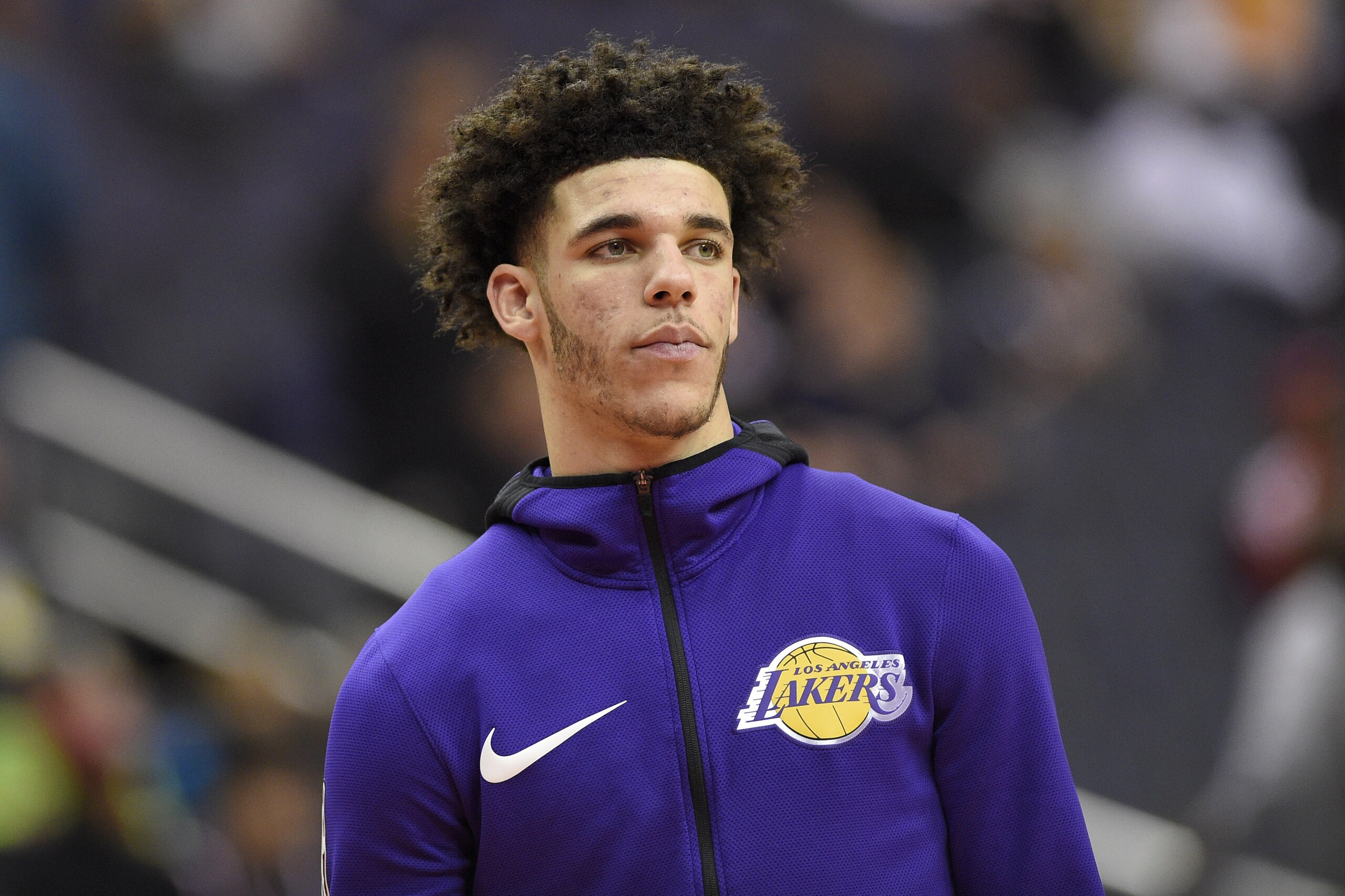 Los Angeles Lakers guard Lonzo Ball (2) warms up before an NBA basketball game against the Washington Wizards, Thursday, Nov. 9, 2017, in Washington. (AP Photo/Nick Wass) Los Angeles Lakers guard Lonzo Ball (2) warms up before an NBA basketball game against the Washington Wizards, Thursday, Nov. 9, 2017, in Washington. (AP Photo/Nick Wass)