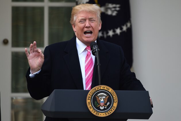 US President Donald Trump speaks before a turkey pardoning ceremony at the White House in Washington, DC on November 21, 2017. / AFP PHOTO / ANDREW CABALLERO-REYNOLDS        (Photo credit should read ANDREW CABALLERO-REYNOLDS/AFP/Getty Images)