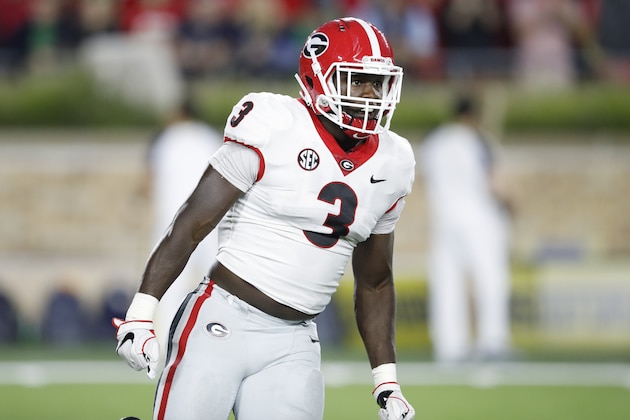 SOUTH BEND, IN - SEPTEMBER 09: Roquan Smith #3 of the Georgia Bulldogs reacts during a game against the Notre Dame Fighting Irish at Notre Dame Stadium on September 9, 2017 in South Bend, Indiana. Georgia won 20-19. (Photo by Joe Robbins/Getty Images)