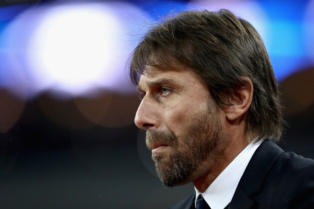 BAKU, AZERBAIJAN - NOVEMBER 22:  Antonio Conte, Manager of Chelsea looks on prior to the UEFA Champions League group C match between Qarabag FK and Chelsea FC at Baki Olimpiya Stadionu on November 22, 2017 in Baku, Azerbaijan.  (Photo by Francois Nel/Getty Images)