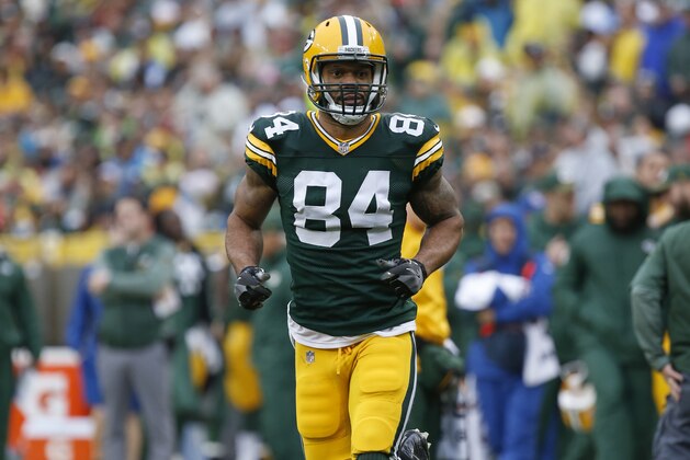 Green Bay Packers tight end Lance Kendricks (84) during the first half of an NFL football game against the New Orleans Saints, Sunday, Oct. 22, 2017, in Green Bay, Wis. (AP Photo/Mike Roemer) Green Bay Packers tight end Lance Kendricks (84) during the first half of an NFL football game against the New Orleans Saints, Sunday, Oct. 22, 2017, in Green Bay, Wis. (AP Photo/Mike Roemer)