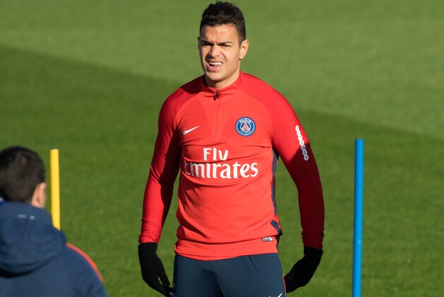 Paris Saint-Germain's French midfielder Hatem Ben Arfa attends a team's training session on November 16, 2017 in Saint-Germain-en-Laye, near Paris. / AFP PHOTO / BERTRAND GUAY        (Photo credit should read BERTRAND GUAY/AFP/Getty Images)