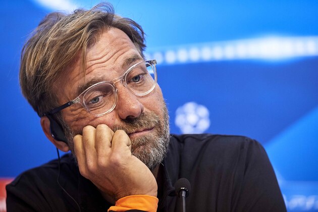 SEVILLE, SPAIN - NOVEMBER 20:  Head Coach of Liverpool FC Jurgen Klopp attends the press conference prior to their Champions League match against Liverpool FC at Estadio Ramon SAnchez Pizjuan on November 20, 2017 in Seville, Spain.  (Photo by Aitor Alcalde/Getty Images)