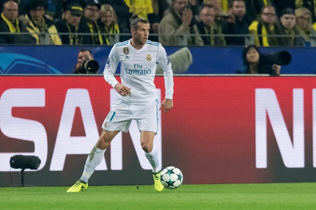DORTMUND, GERMANY - SEPTEMBER 26: Gareth Bale of Real Madrid controls the ball during the UEFA Champions League group H match between Borussia Dortmund and Real Madrid at Signal Iduna Park on September 26, 2017 in Dortmund, Germany. (Photo by TF-Images/TF-Images via Getty Images)