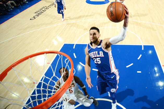 PHILADELPHIA,PA -  NOVEMBER 27 : Ben Simmons #25 of the Philadelphia 76ers dunks the ball against the Cleveland Cavaliers at Wells Fargo Center on November 27, 2017 in Philadelphia, Pennsylvania NOTE TO USER: User expressly acknowledges and agrees that, by downloading and/or using this Photograph, user is consenting to the terms and conditions of the Getty Images License Agreement. Mandatory Copyright Notice: Copyright 2017 NBAE (Photo by Jesse D. Garrabrant/NBAE via Getty Images)
