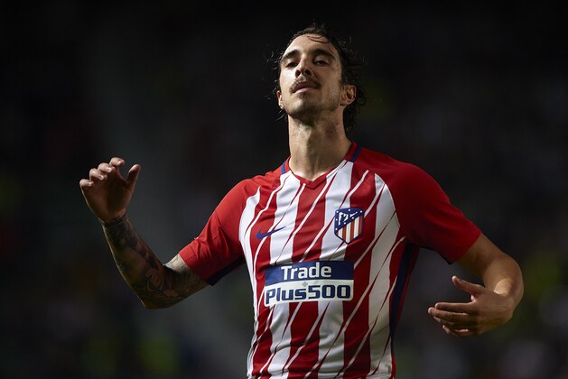 ELCHE, SPAIN - OCTOBER 25:  Sime Vrsaljko of Atletico de Madrid reacts during the Copa del Rey first leg match between Elche CF and Atletico de Madrid at Estadio Martinez Valero on October 25, 2017 in Elche, Spain.  (Photo by Manuel Queimadelos Alonso/Getty Images)