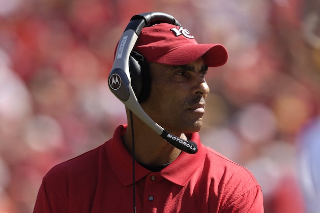 Kansas City Chiefs head coach Herm Edwards during action against San Francisco at Arrowhead Stadium in Kansas City, Missouri October 1, 2006.  The Chiefs beat the 49ers 41-0. (Photo by Peter Aiken/Getty Images) *** Local Caption ***