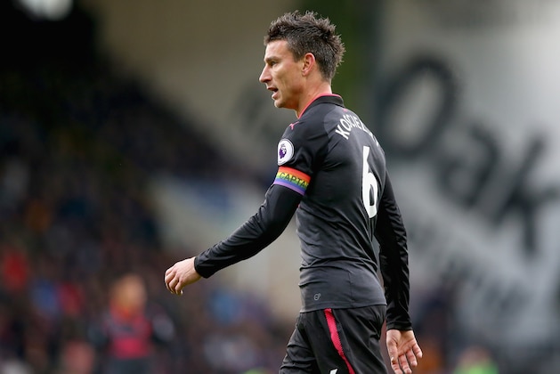 BURNLEY, ENGLAND - NOVEMBER 26:  Laurent Koscielny of Arsenal wears the Stonewall Rainbow Laces Campaign captains armband during the Premier League match between Burnley and Arsenal at Turf Moor on November 26, 2017 in Burnley, England.  (Photo by Alex Livesey/Getty Images)